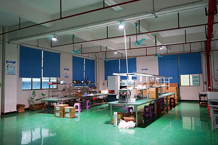 Soluciones de iluminación LED para fábricas y depósitos